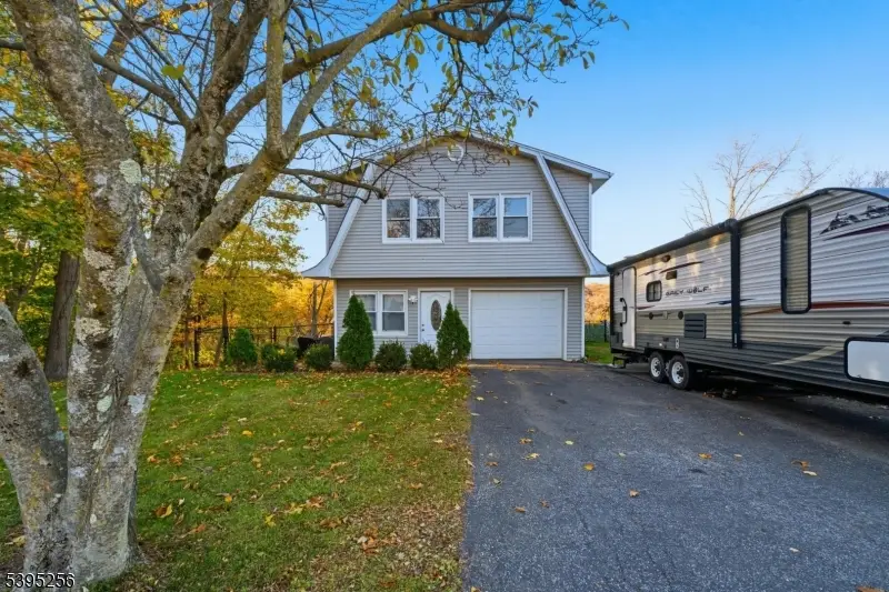 31 Butternut Rd, Vernon Township, NJ 07462 - Image #2