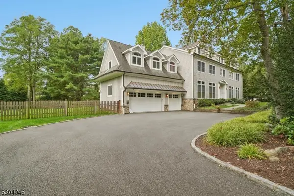 44 West Beechcroft Road, Millburn Twp., NJ 07078