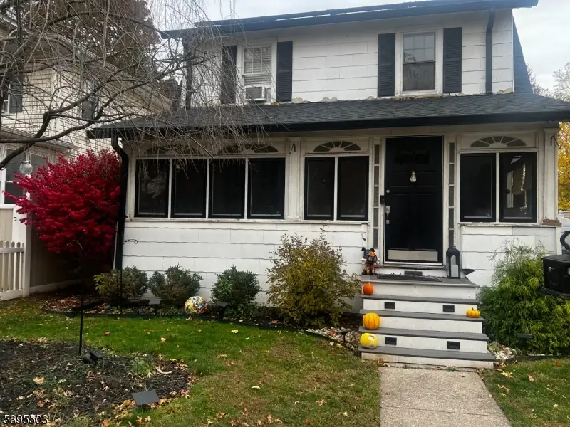 935 Thorn St, Rahway, NJ 07065 - Image #1
