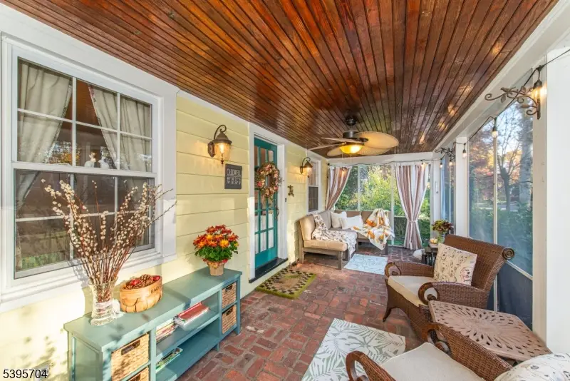 31 Cleveland Rd, Caldwell, NJ 07006 - Image #3