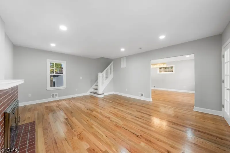 299 Greylock Pkwy, Belleville, NJ 07109 - Image #3