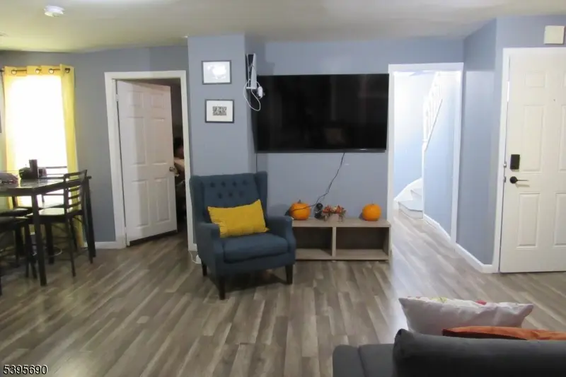 792 S 15th St, Newark, NJ 07108 - Image #2