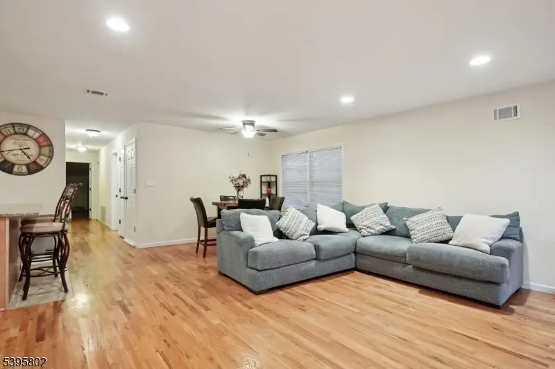 433 Linden Ave, Elizabeth, NJ 07202 - Image #3