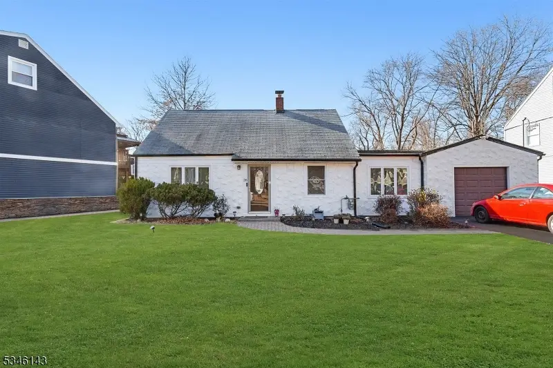 26 Voorhis Pl, Pequannock Township, NJ 07444 - Image #1