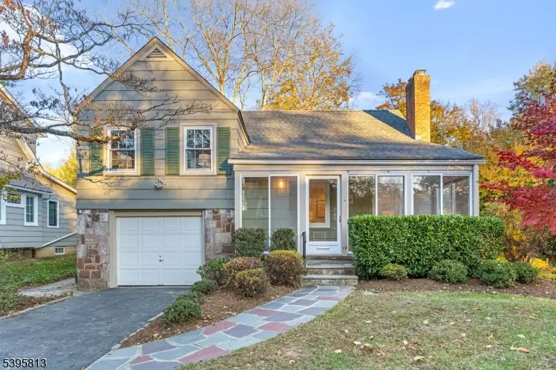 14 Mitchell Ave, Roseland, NJ 07068 - Image #1