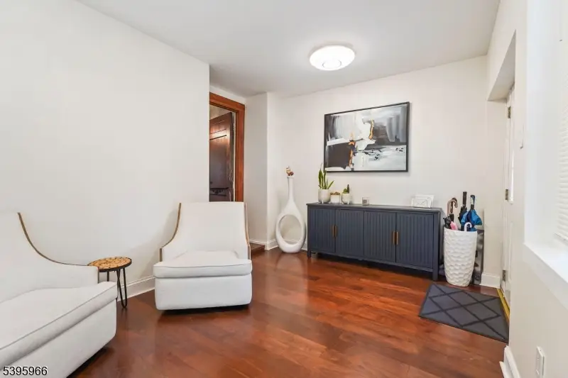 22 Berkeley Heights Park, Bloomfield, NJ 07003 - Image #3