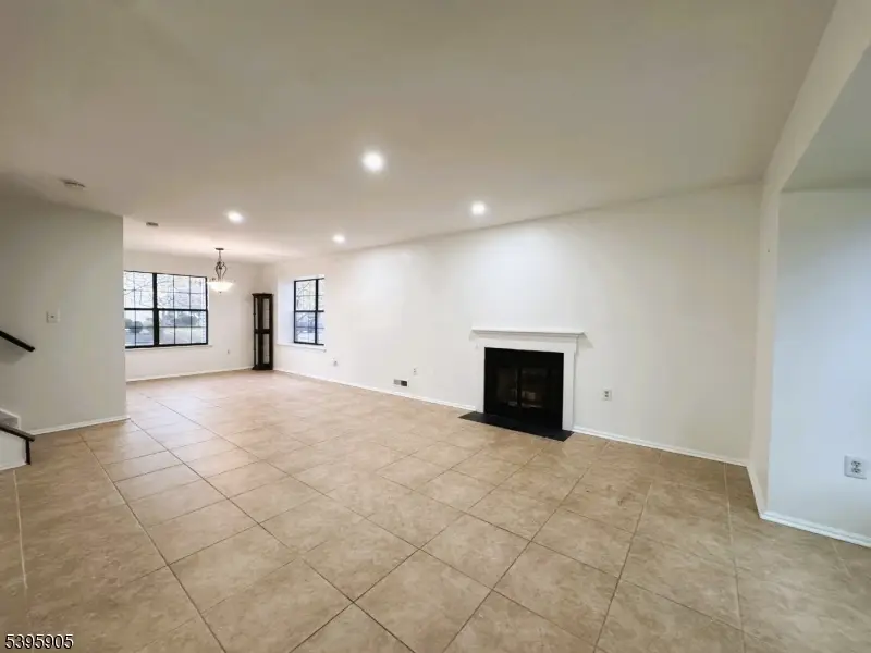 1 Lyon Ln #1, Franklin Park, NJ 08823 - Image #2