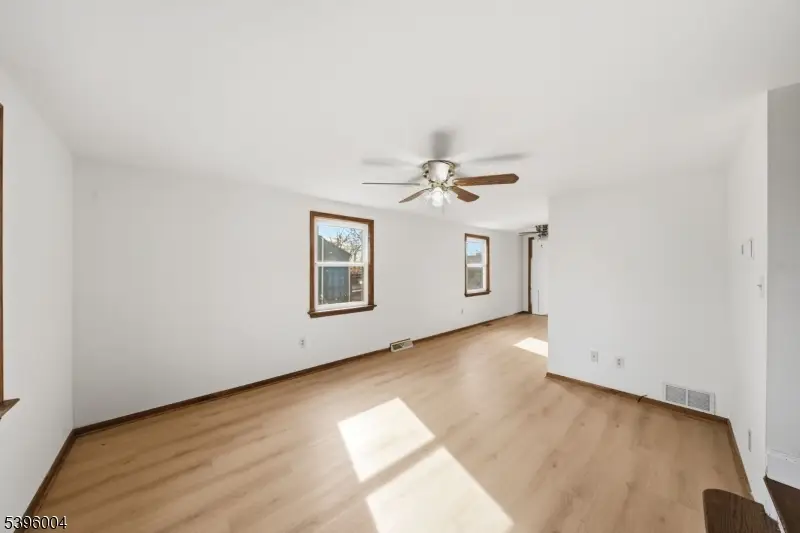 641 Crescent Dr, Bound Brook, NJ 08805 - Image #3