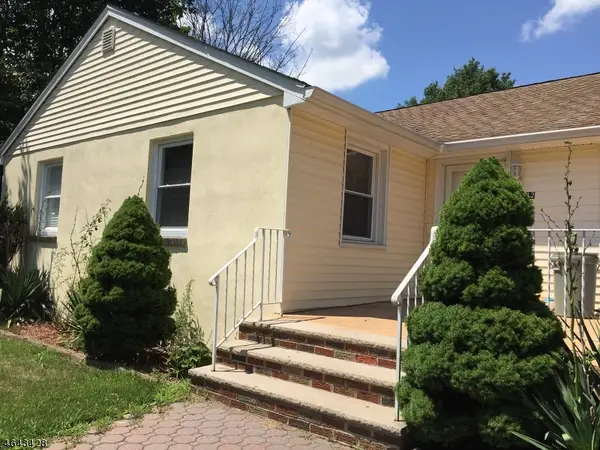 12 Franklin Pl, Wanaque Boro, NJ 07407