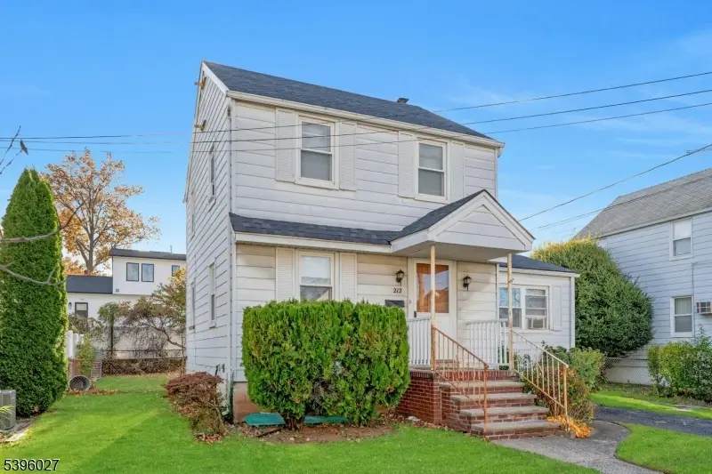 212 Paterson Ave, Lodi, NJ 07644 - Image #2