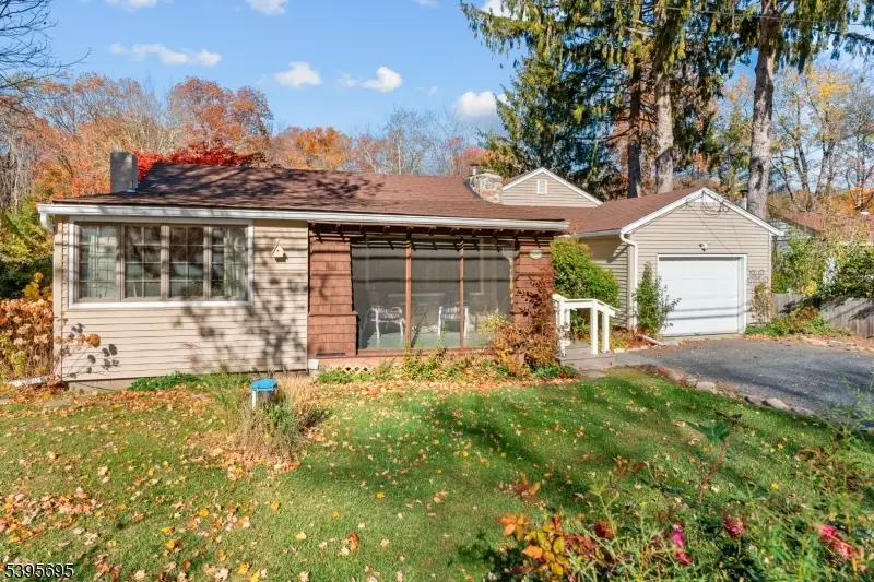 221 Fairview Ave, Hampton Township, NJ 07860 - Image #1