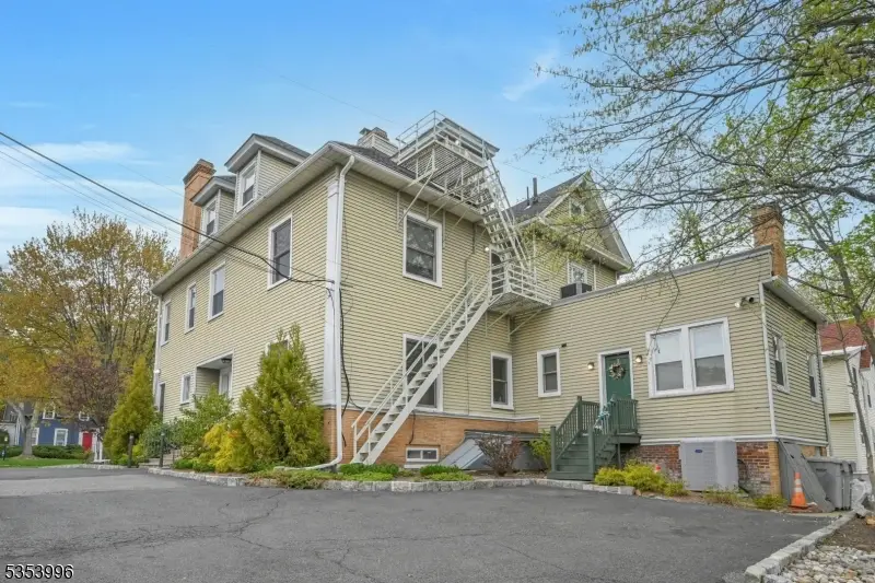 101 Park St, Montclair, NJ 07042 - Image #3