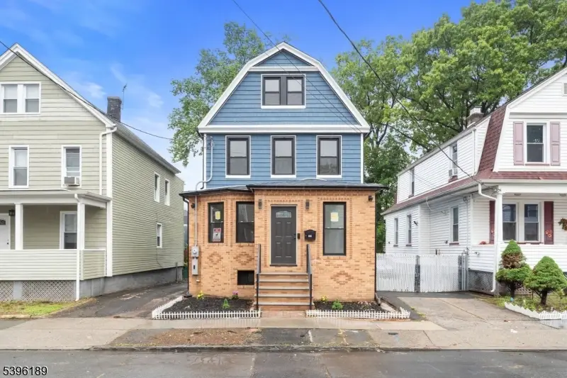 31 Cummings St, Irvington, NJ 07111 - Image #1