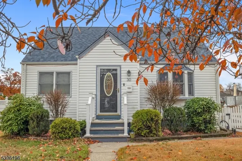 30 Schuyler Ave, Pompton Lakes, NJ 07442 - Image #2
