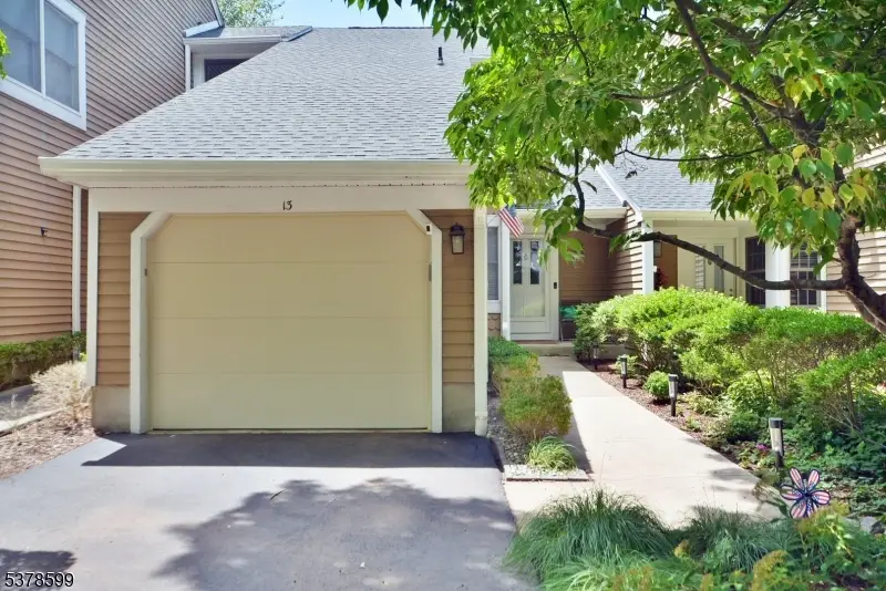 13 Eton Ct, The Hills, NJ 07921 - Image #1