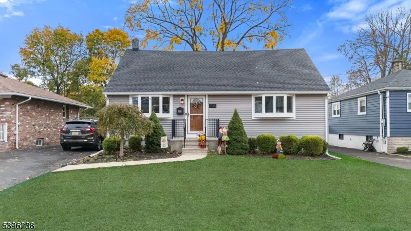 735 1st St, Dunellen, NJ 08812 - Image #1