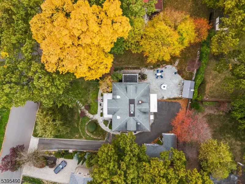 18 Stockton Pl, Nutley, NJ 07110 - Image #2