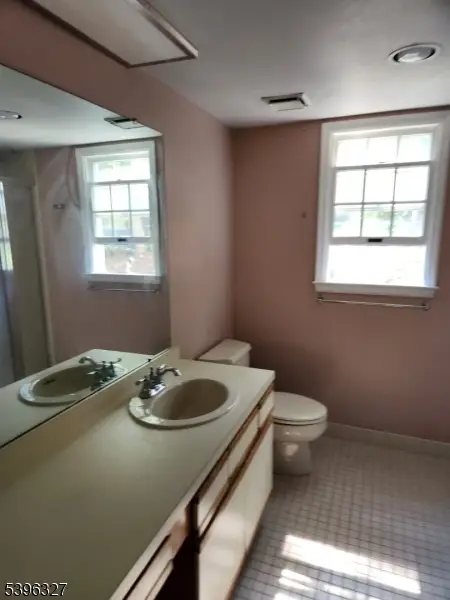 166 N 9th St #3, Newark City, NJ 07107