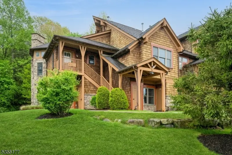 12 Pine Cres Unit 21, Vernon Center, NJ 07462 - Image #1