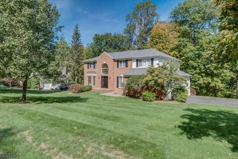 57 Christy Dr, Warren, NJ 07059 - Image #2