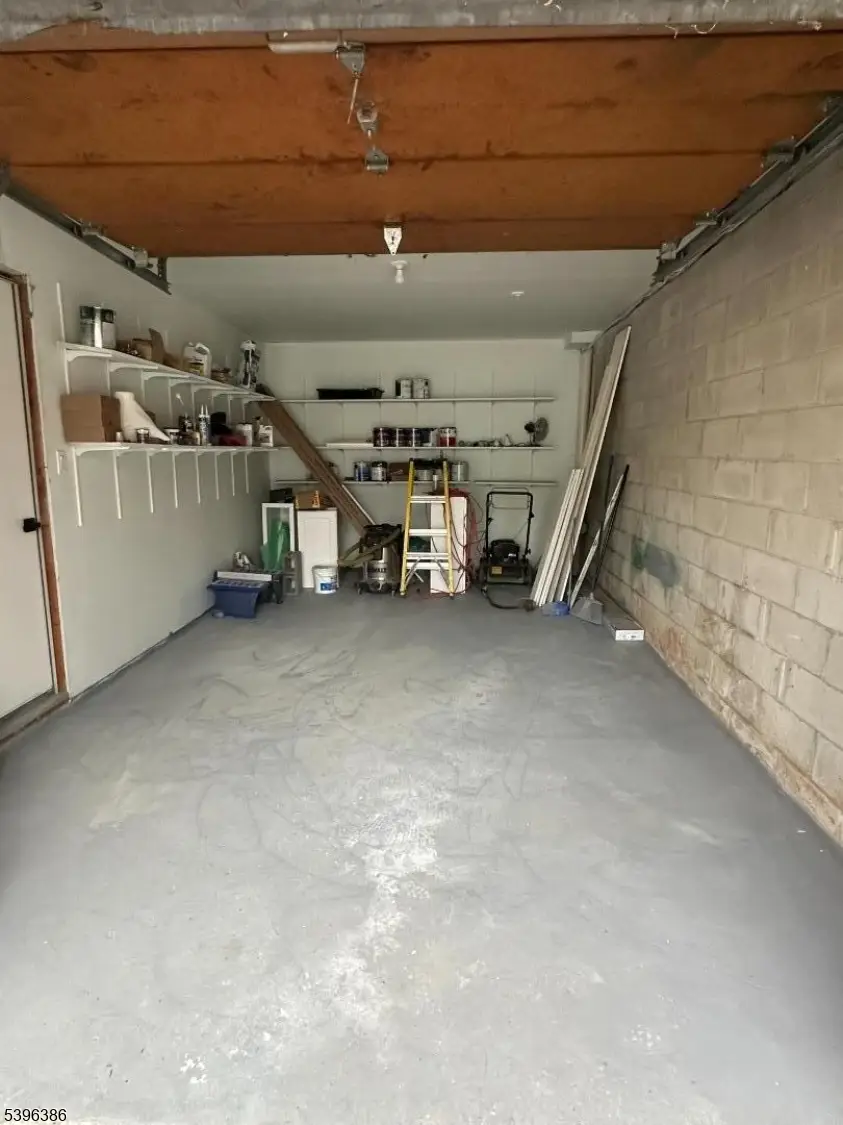 25 E 34th St, Bayonne, NJ 07002 - Image #2