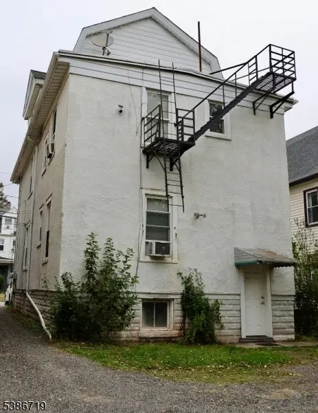 88 Riggs Pl, West Orange, NJ 07052 - Image #2