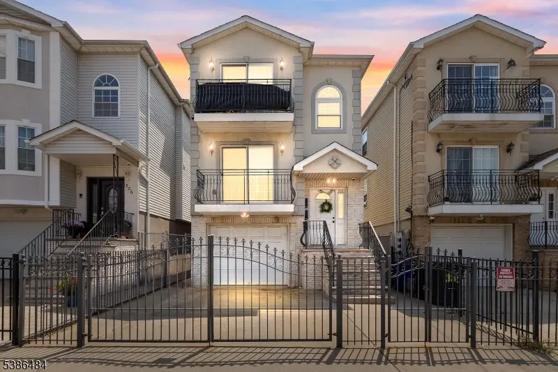 328 High St, Elizabeth, NJ 07202 - Image #3