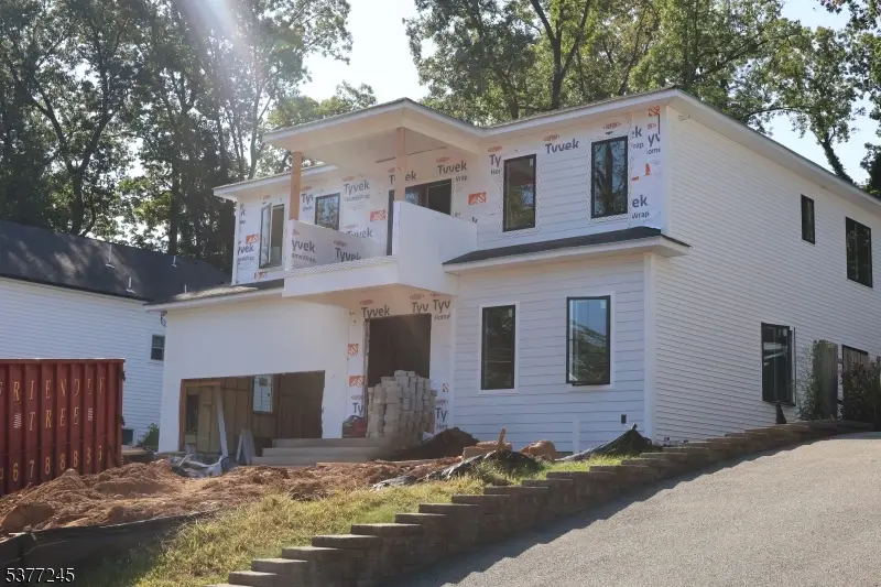 36 Crestview Hill Rd, Livingston, NJ 07039 - Image #1