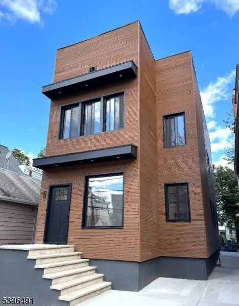 167 Chapman St, Orange, NJ 07050 - Image #1