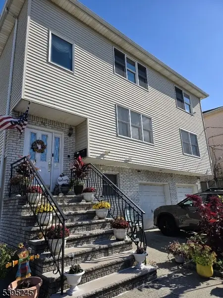 4 Saint Francis St, Newark City, NJ 07105