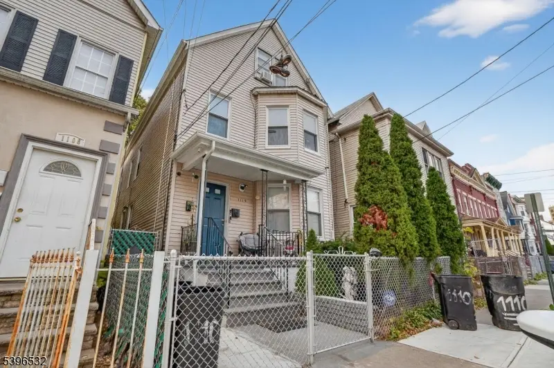 1110 Hampton Pl, Elizabeth, NJ 07201 - Image #1