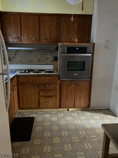 86 Unger Ave, Hopatcong, NJ 07874 - Image #3