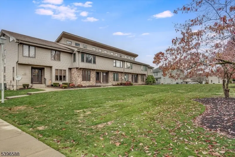 131 Mcpeek Rd, Andover Township, NJ 07848 - Image #2