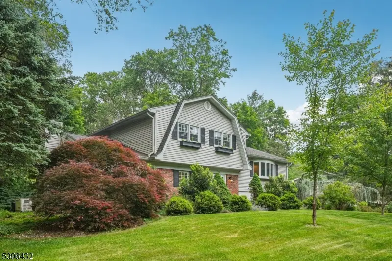 130 Edward Dr, Ringwood, NJ 07456 - Image #2