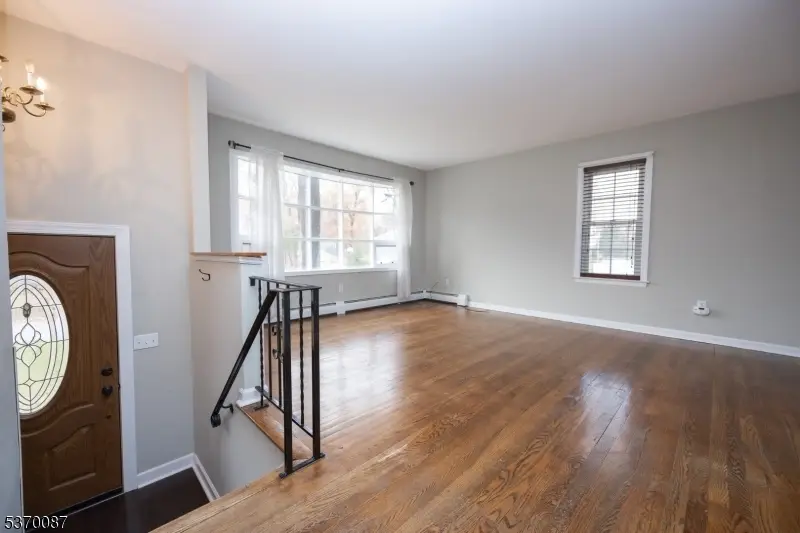 27 High Crest Dr, Vernon Township, NJ 07419 - Image #3