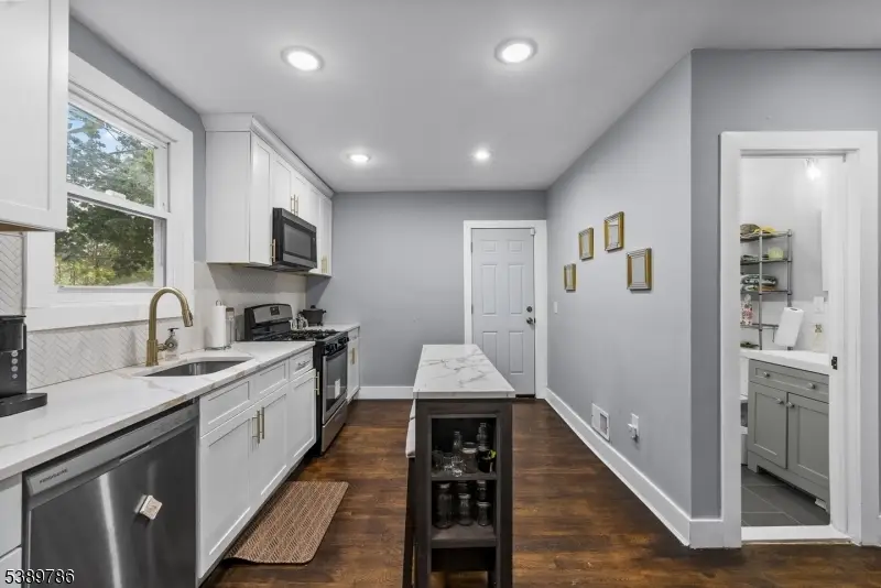 150 Fairmount Ave, Newark, NJ 07103 - Image #1