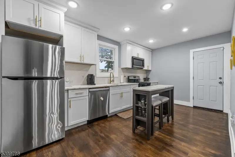 150 Fairmount Ave, Newark, NJ 07103 - Image #2