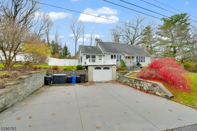 12 Richards St, Ogdensburg, NJ 07439 - Image #2