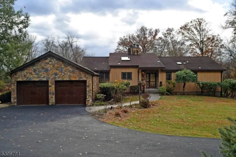 20 Casper Berger Rd, Readington Township, NJ 08889 - Image #1