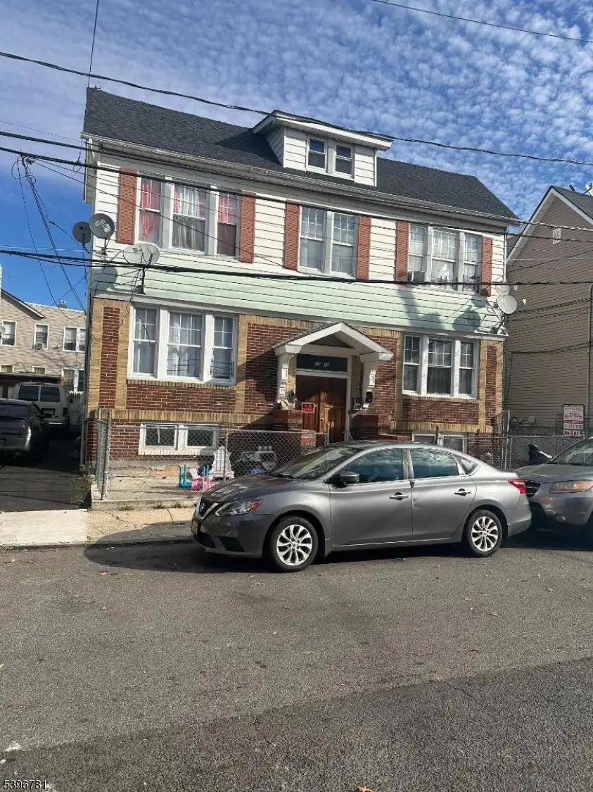 23-25 Robert Pl, Irvington, NJ 07111 - Image #1