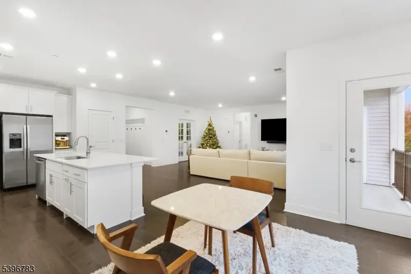 11 Veterans Way #132, Morris Plains, NJ 07950 - Image #1