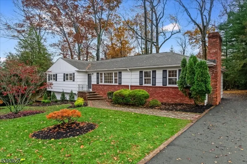 64 Highlands Ave, Springfield, NJ 07081 - Image #2