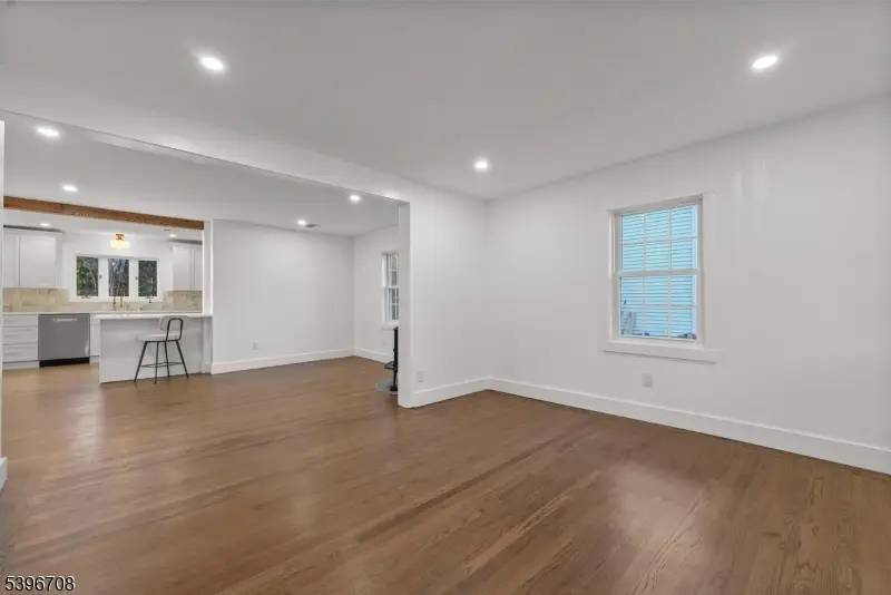 143 Maple Ave, Chester, NJ 07930 - Image #3