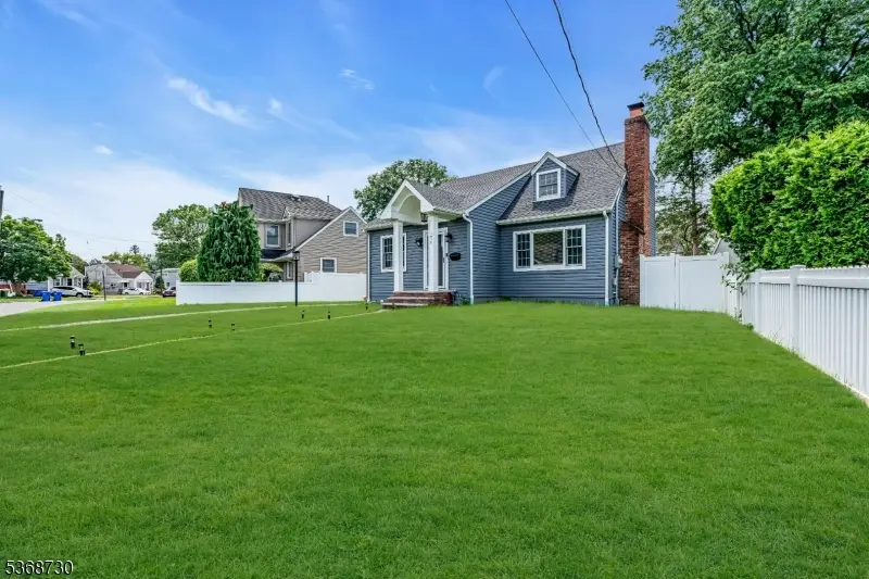 1915 Crescent Pkwy, Linden, NJ 07036 - Image #3