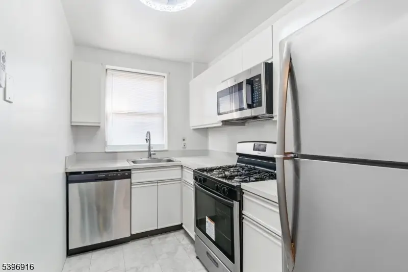 19-31 Lyons Ave #409, Newark, NJ 07112 - Image #3