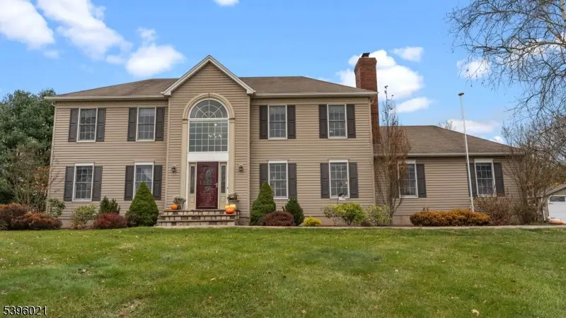 31 Farmhouse Rd, Alexandria, NJ 08848 - Image #1