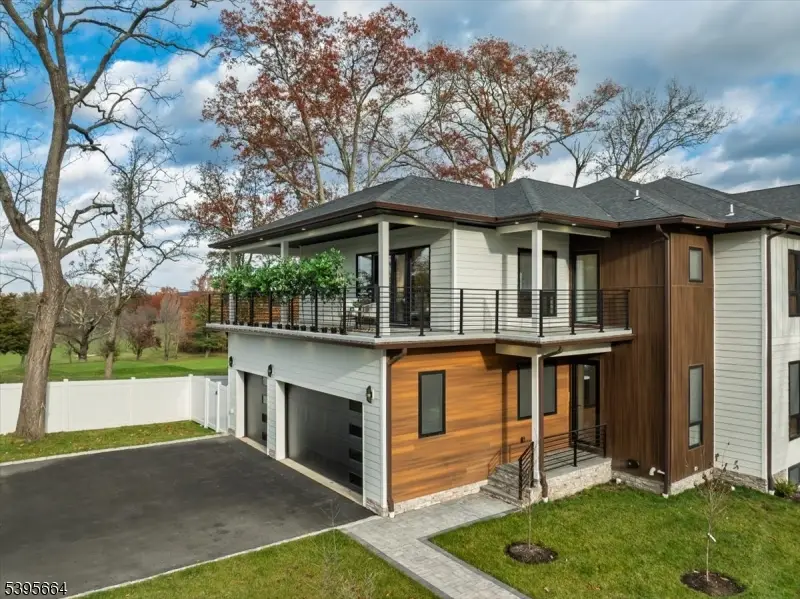 60 Baker Rd, Livingston, NJ 07039 - Image #3