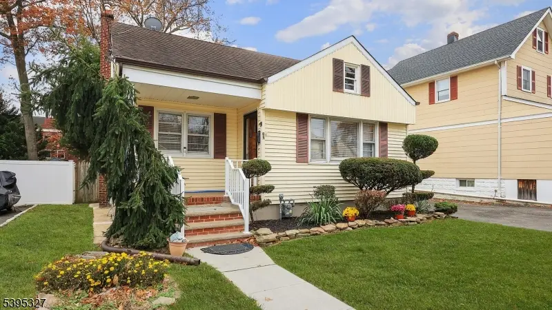 65 4th Ave, Garwood, NJ 07027 - Image #1