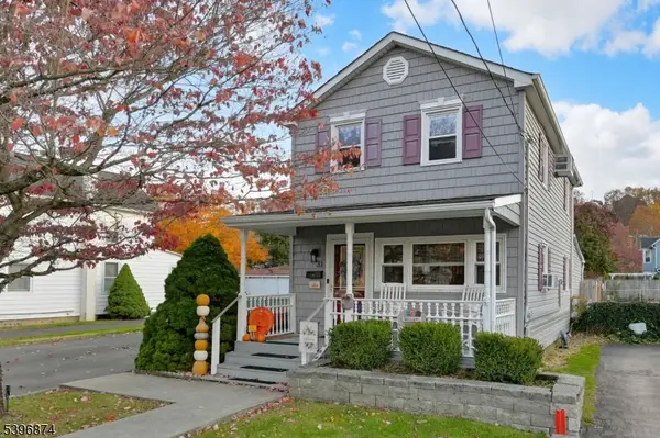 31 Hamilton St, Bloomingdale Boro, NJ 07403