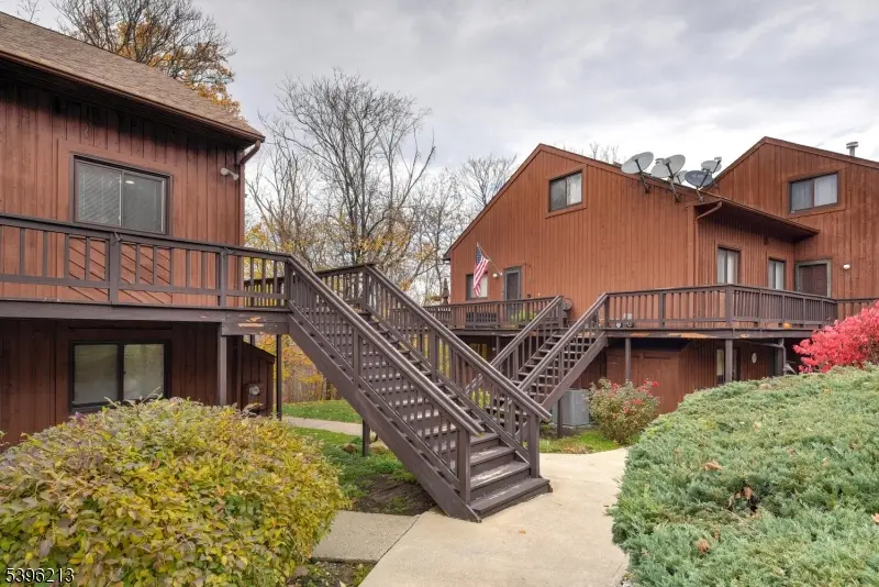 3 Powderhorn Ct #2, Vernon Center, NJ 07462 - Image #3